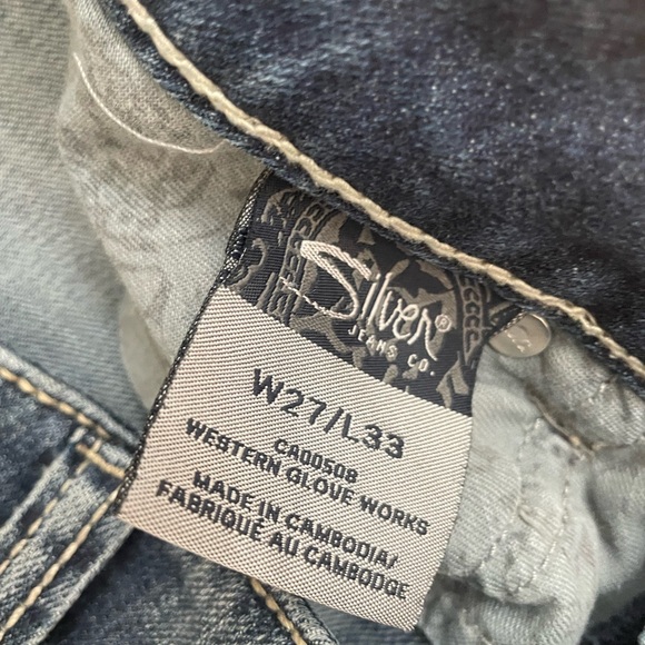 - SILVER SUKI DISTRESSED JEANS WITH STRETCH-27-33 - 99 cotton/ 1 spandex- sexy! - Picture 7 of 10